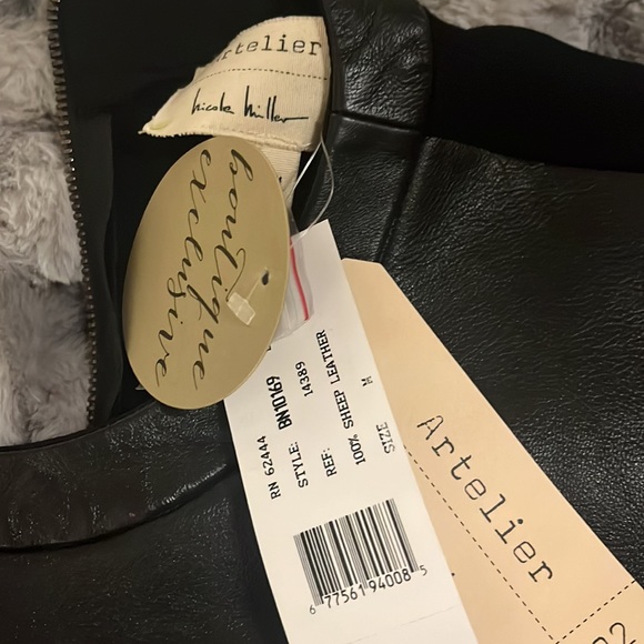 DESIGNER leather top, NWT - Picture 3 of 5